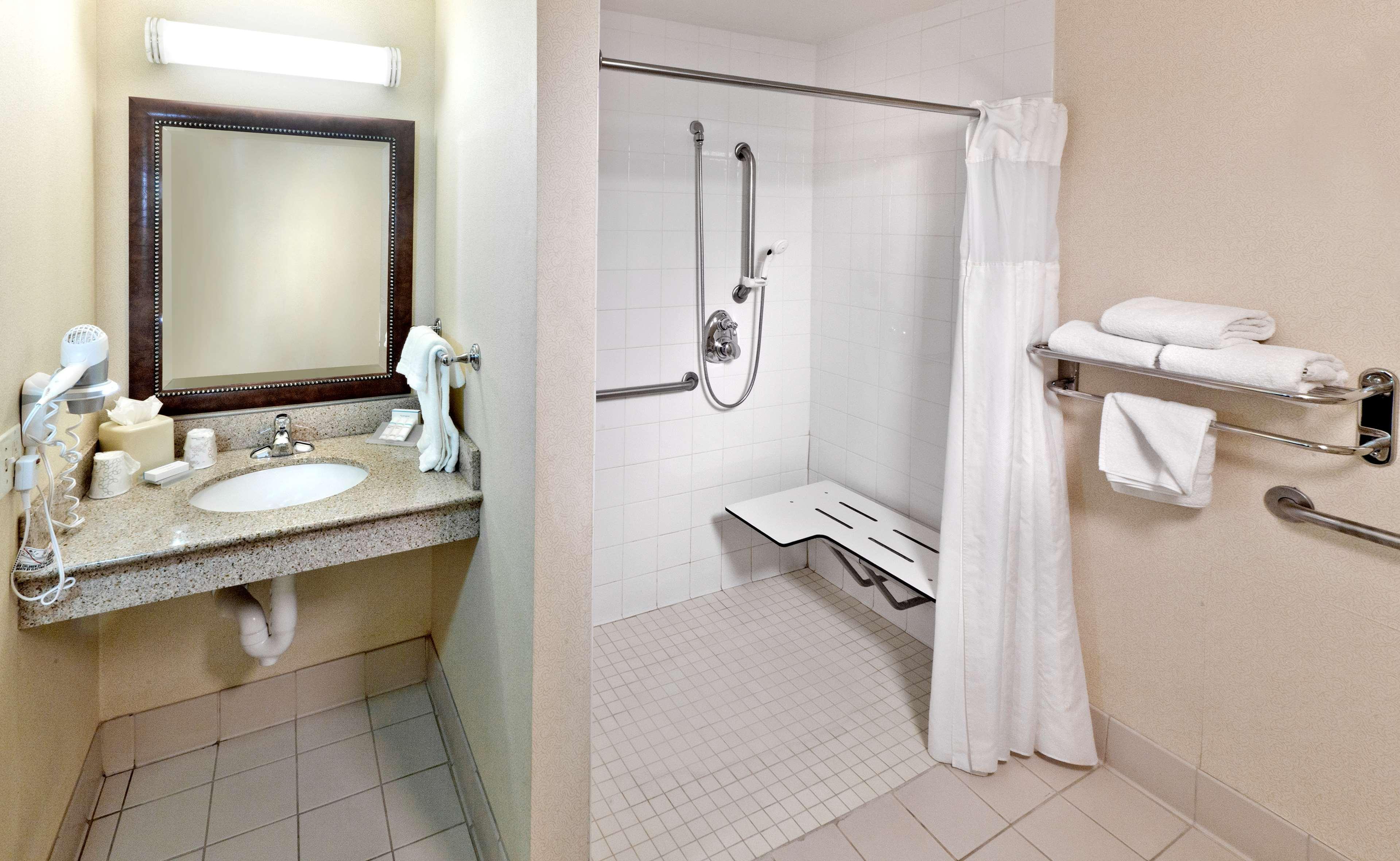 Hilton Garden Inn Ontario Rancho Cucamonga Exteriör bild