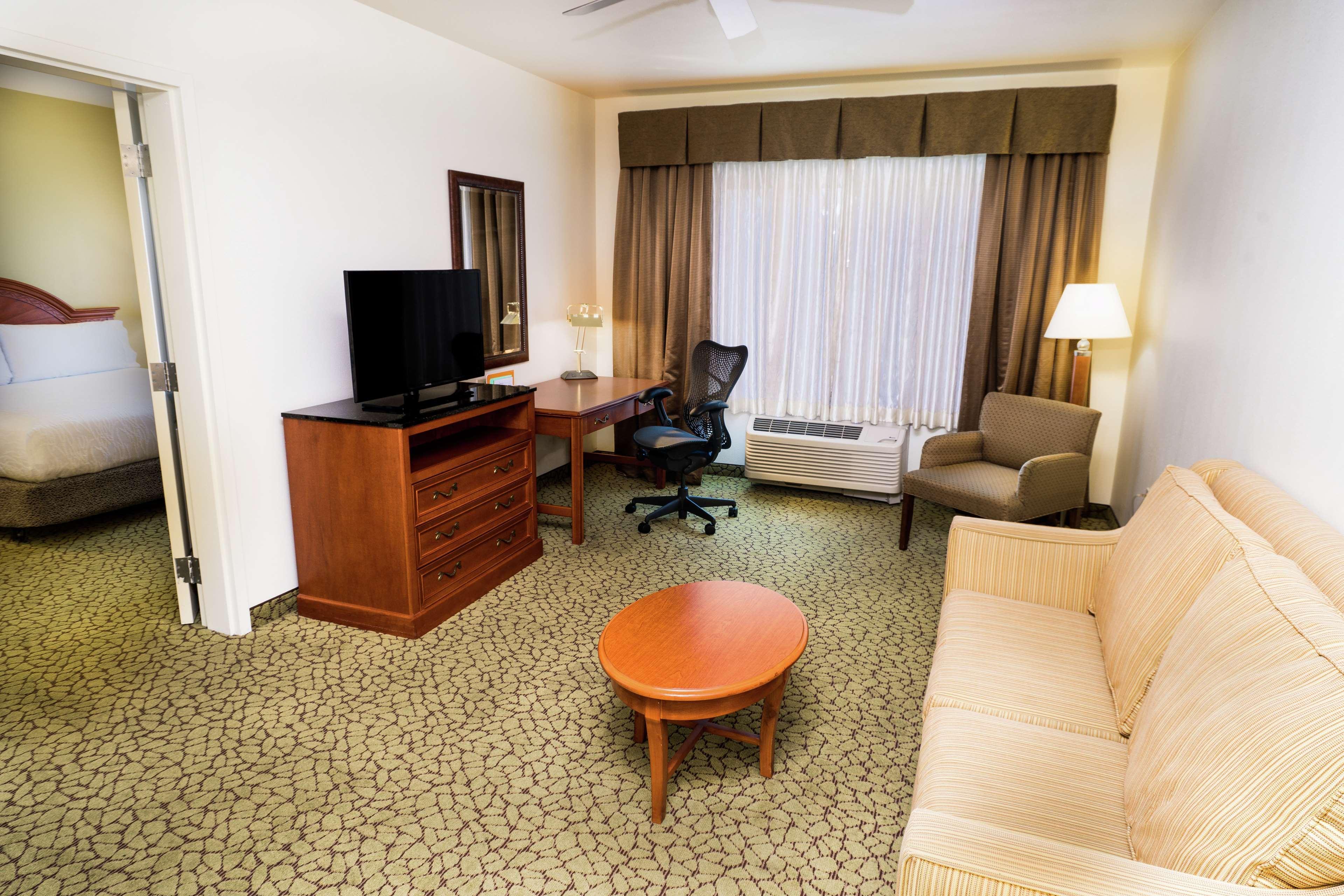 Hilton Garden Inn Ontario Rancho Cucamonga Exteriör bild